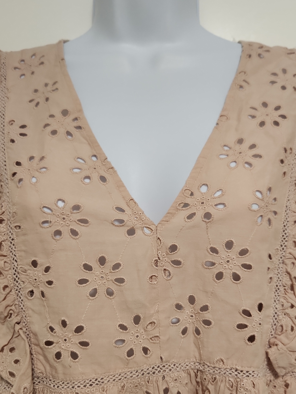 Zara Trf Eyelet Ruffle Top - Picture 2 of 9